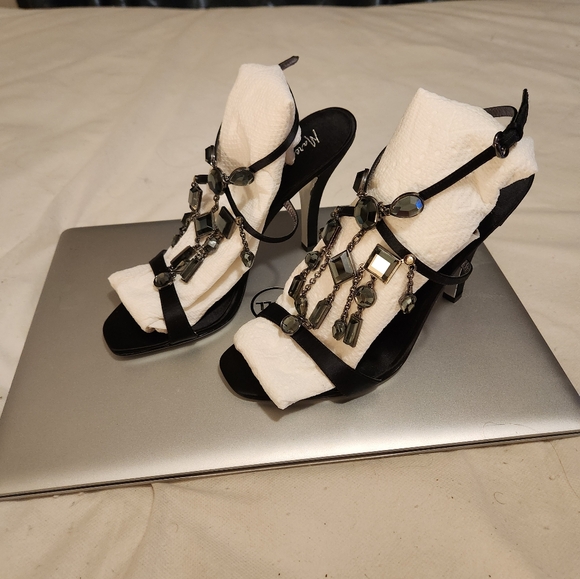 Marciano black strappy  heels - Picture 2 of 7